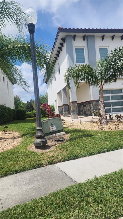 property at 1968 Greenbriar Ter