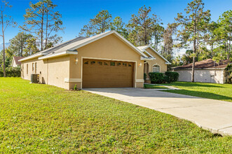 34 Rainbow Ln in Palm Coast, FL - Building Photo - Building Photo