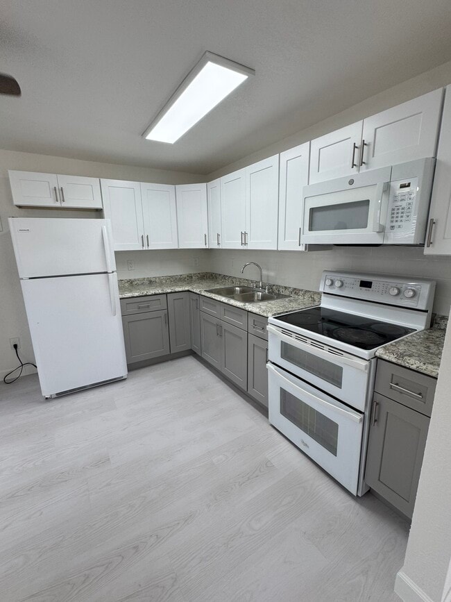 3431 Hi St, Unit 3431 in Lake Worth Beach, FL - Building Photo - Building Photo