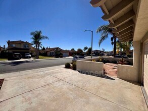 40145 Ravenwood Dr in Murrieta, CA - Building Photo - Building Photo