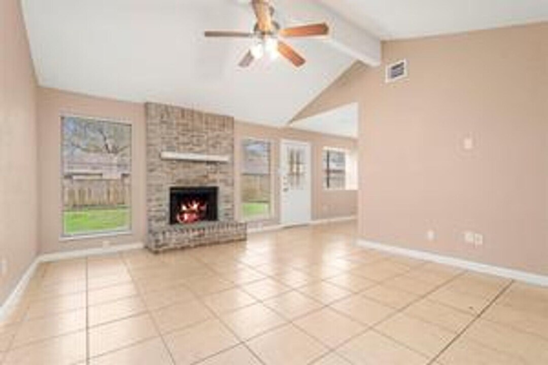 4530 Quailgate Dr in Spring, TX - Building Photo