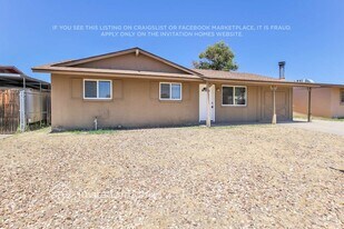 4422 W Sanna St in Glendale, AZ - Building Photo