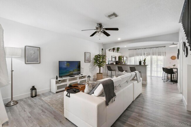 property at 1543 Westchester Ave