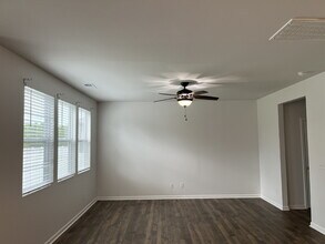 1083 Pepper Stone Dr in Lebanon, TN - Building Photo - Building Photo
