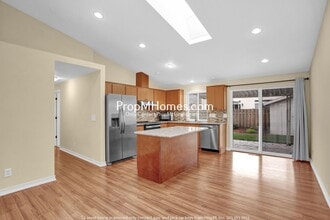 16070 SW Dewberry Ln in Tigard, OR - Building Photo - Building Photo