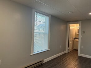 115 Mechanic St in Marlborough, MA - Building Photo - Building Photo