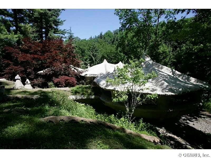 142 Park Rd in Pittsford, NY - Building Photo