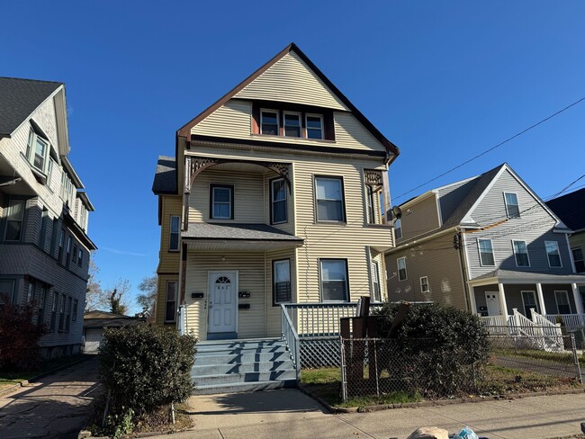 property at 461 Howard Ave