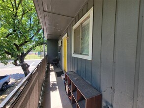 903 Springdale Rd in Austin, TX - Building Photo - Building Photo
