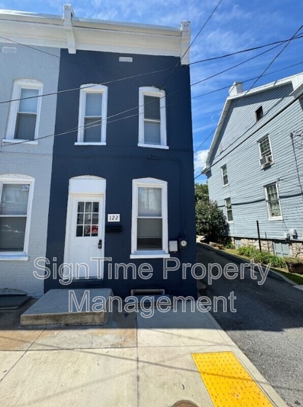 114-122 N Conococheague St in Williamsport, MD - Building Photo - Building Photo