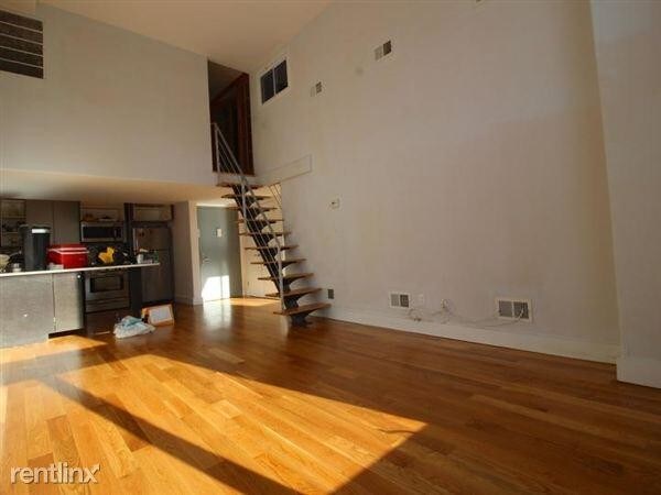 319 E 14th St in New York, NY - Building Photo - Building Photo