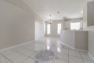 310 Seville Pointe Ave in Orlando, FL - Building Photo - Building Photo