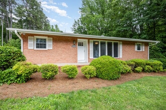3900 Sedgegrove Rd in Greensboro, NC - Building Photo - Building Photo