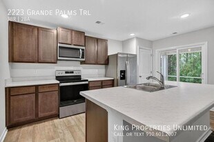 2223 Grande Palms Trl in Bolivia, NC - Building Photo