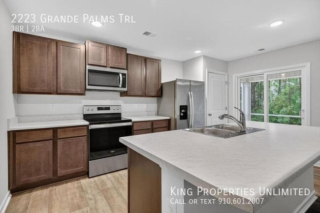 property at 2223 Grande Palms Trl