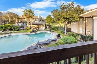 1500 Bay Area Blvd, Unit 138 in Houston, TX - Building Photo