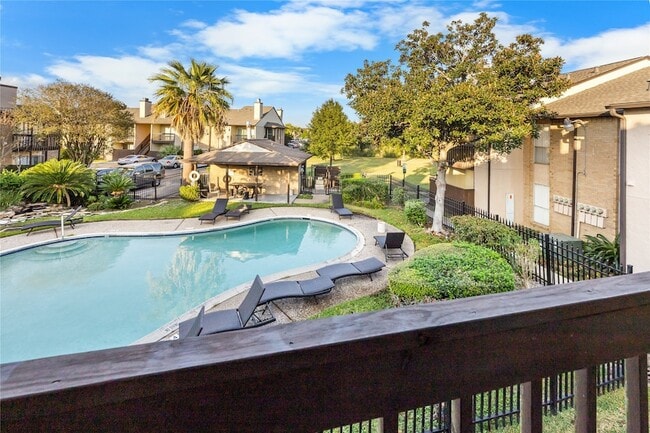 property at 1500 Bay Area Blvd