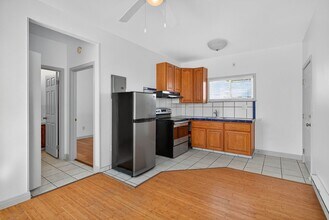 1912 2nd St in Long Beach, CA - Foto de edificio - Building Photo