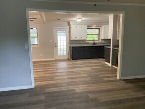 1527 W Bristow Dr in Tupelo, MS - Building Photo - Building Photo