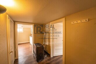 1111 E Flint St in Laramie, WY - Building Photo - Building Photo