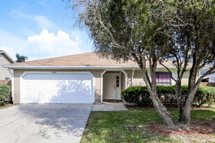 7969 Amandas Crossing Dr E in Jacksonville, FL - Building Photo