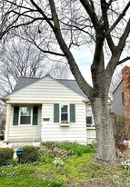 1915 Hyland St in Ferndale, MI - Building Photo