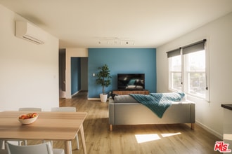 1311 Rolland Curtis Pl in Los Angeles, CA - Building Photo - Building Photo