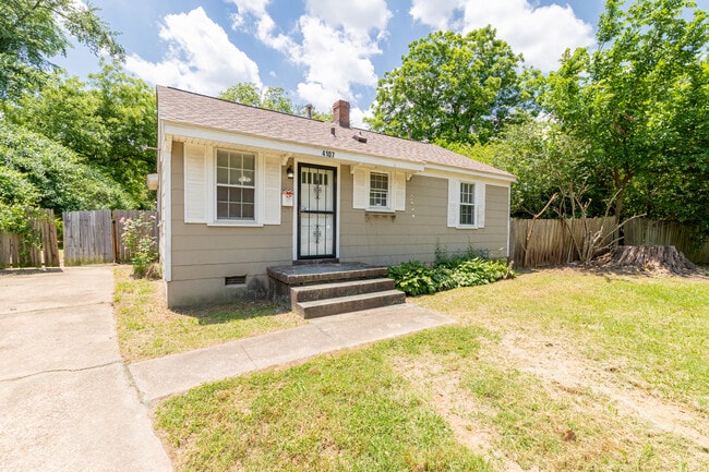 4107 Owen Rd in Memphis, TN - Foto de edificio - Building Photo