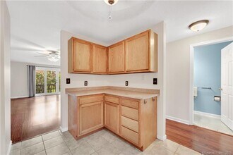 2 Canterbury Ln in Clinton, CT - Building Photo - Building Photo