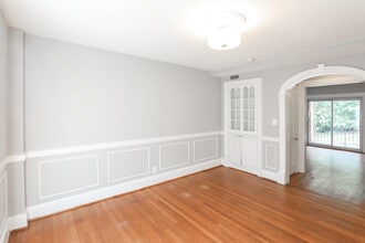2315 15th St NW in Washington, DC - Building Photo - Building Photo