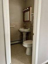 5 Maplewood Rd in Huntington Station, NY - Building Photo - Building Photo