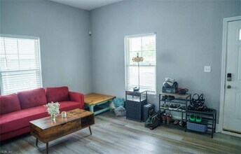12 Benton Ave in Portsmouth, VA - Building Photo - Building Photo