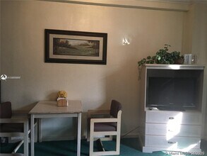 101 N Ocean Dr-Unit -316 in Hollywood, FL - Building Photo - Building Photo