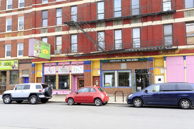 1923-1931 S Blue Island Ave in Chicago, IL - Building Photo - Building Photo