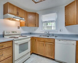 2126 Briarwood Dr in Waldorf, MD - Building Photo - Building Photo