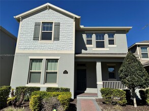9622 Lost Creek Dr in Oakland, FL - Building Photo - Building Photo