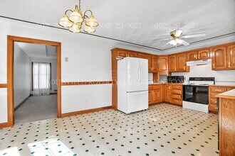 1001 Navajo Dr in Bardstown, KY - Building Photo - Building Photo