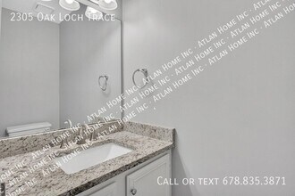 2305 Oak Loch Trace in Norcross, GA - Building Photo - Building Photo