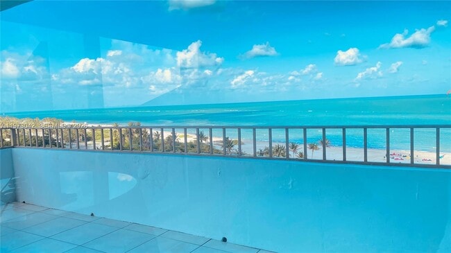 property at 177 Ocean Ln Dr
