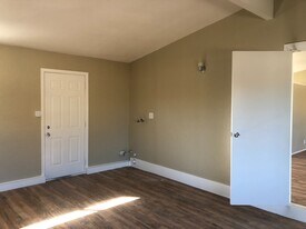 3138 E Ave Q4 in Palmdale, CA - Building Photo
