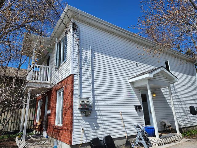 11 Rue Harvey in Gatineau, QC - Building Photo - Building Photo
