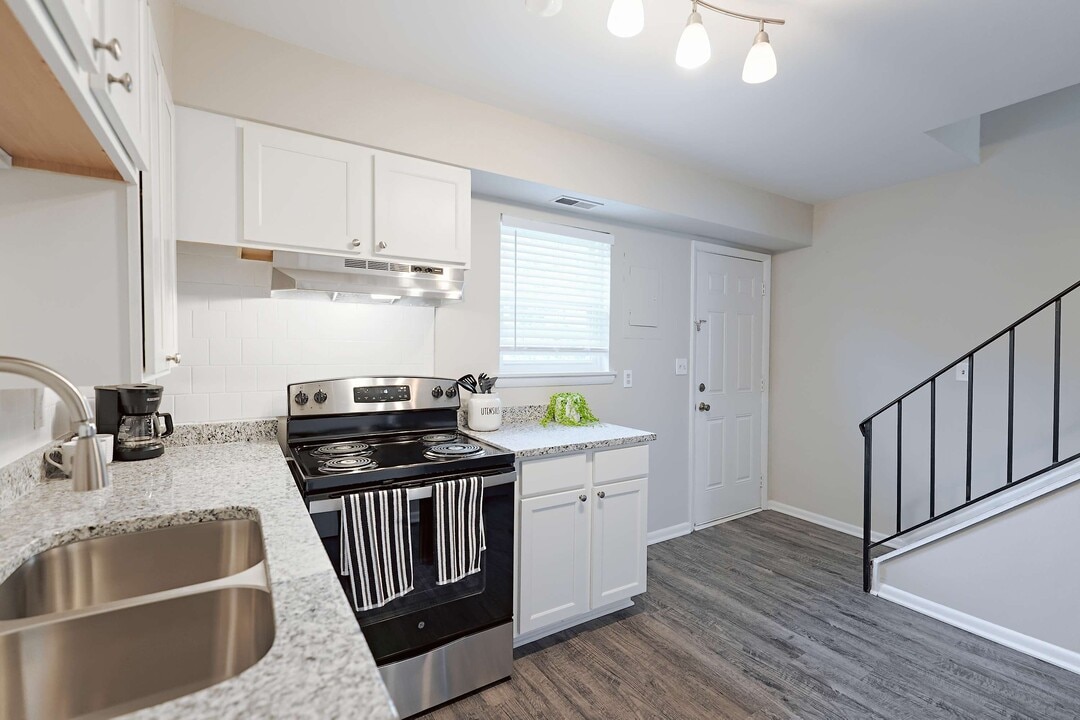 Trails End Apartments in Burlington, NC - Building Photo