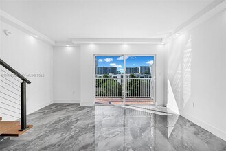 17800 Atlantic Blvd in Sunny Isles Beach, FL - Building Photo - Building Photo