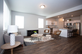 Haven Cove Townhomes in West Haven, UT - Foto de edificio - Interior Photo