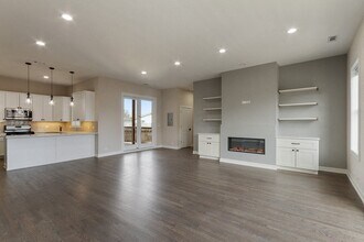 HIGHPOINT Avondale in Chicago, IL - Building Photo - Building Photo