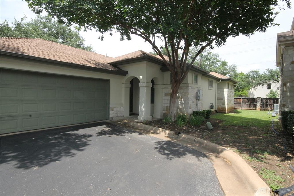 11558 Spicewood Pkwy in Austin, TX - Building Photo