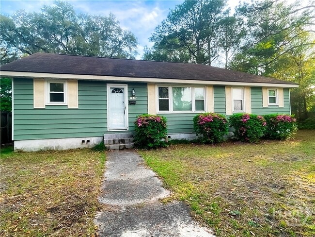 property at 1935 Cokesbury Dr