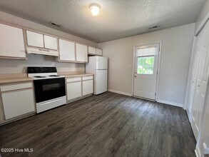 405 Timberlake Trail in Jacksonville, NC - Building Photo - Building Photo
