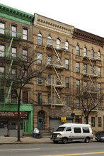 16 E 116th St in New York, NY - Foto de edificio - Building Photo