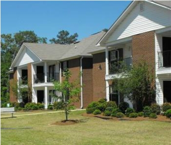 Selman Place in Bainbridge, GA - Foto de edificio